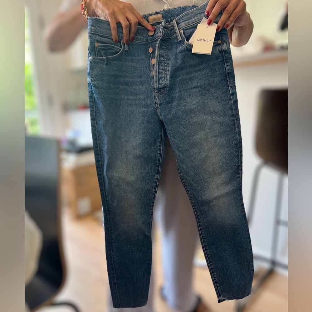Mother Jeans The Stunner Ankle Fray